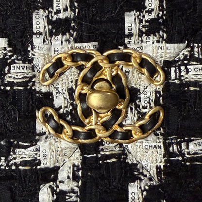 CHANEL 19 Houndstooth Ribbon Quilted Tweed Large Flap